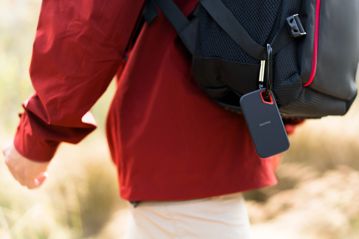 Extreme - External - SDSSDE61-1T00-AW25 - Gen 1TB Portable to SSD 3.2 1050MB/s USB USB-C, SanDisk 2 Up