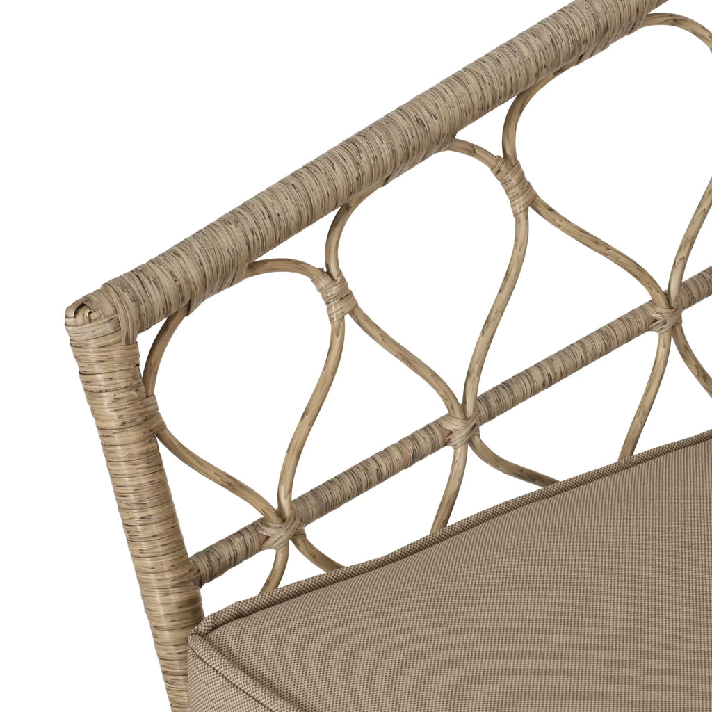 Montserrat Brown Light Seater Cushions, Set Beige Outdoor Wicker and Chat with 4