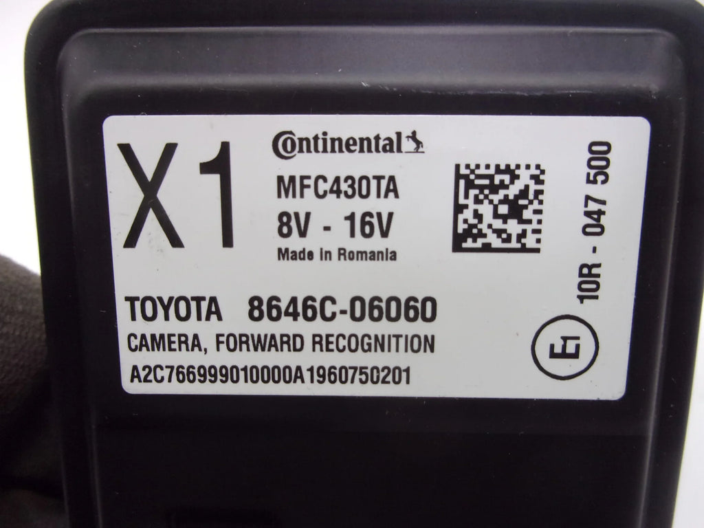 2019 Lane Departure View Pre-Owned OEM Camera Camry 8646C-06060 Forward ID Toyota (Good)