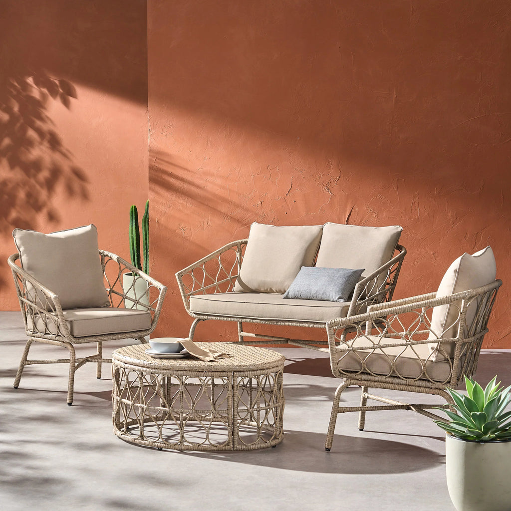 Montserrat Brown Light Seater Cushions, Set Beige Outdoor Wicker and Chat with 4