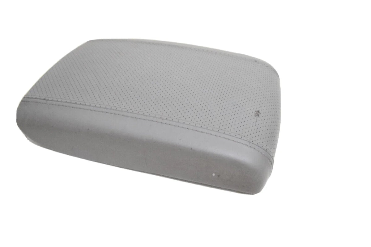 06 Cadillac Center Console 05 Lid Escalade 04 03 Gray