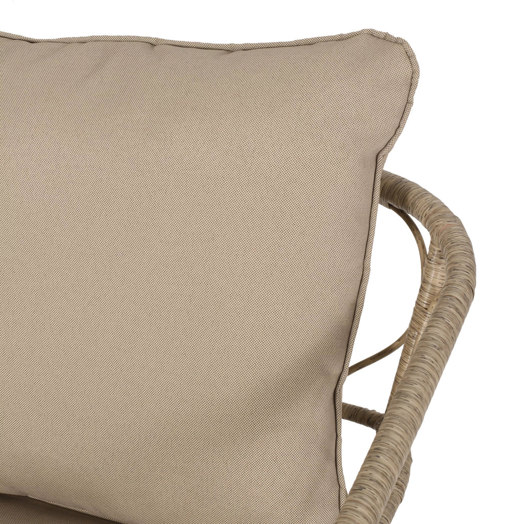 Montserrat Brown Light Seater Cushions, Set Beige Outdoor Wicker and Chat with 4