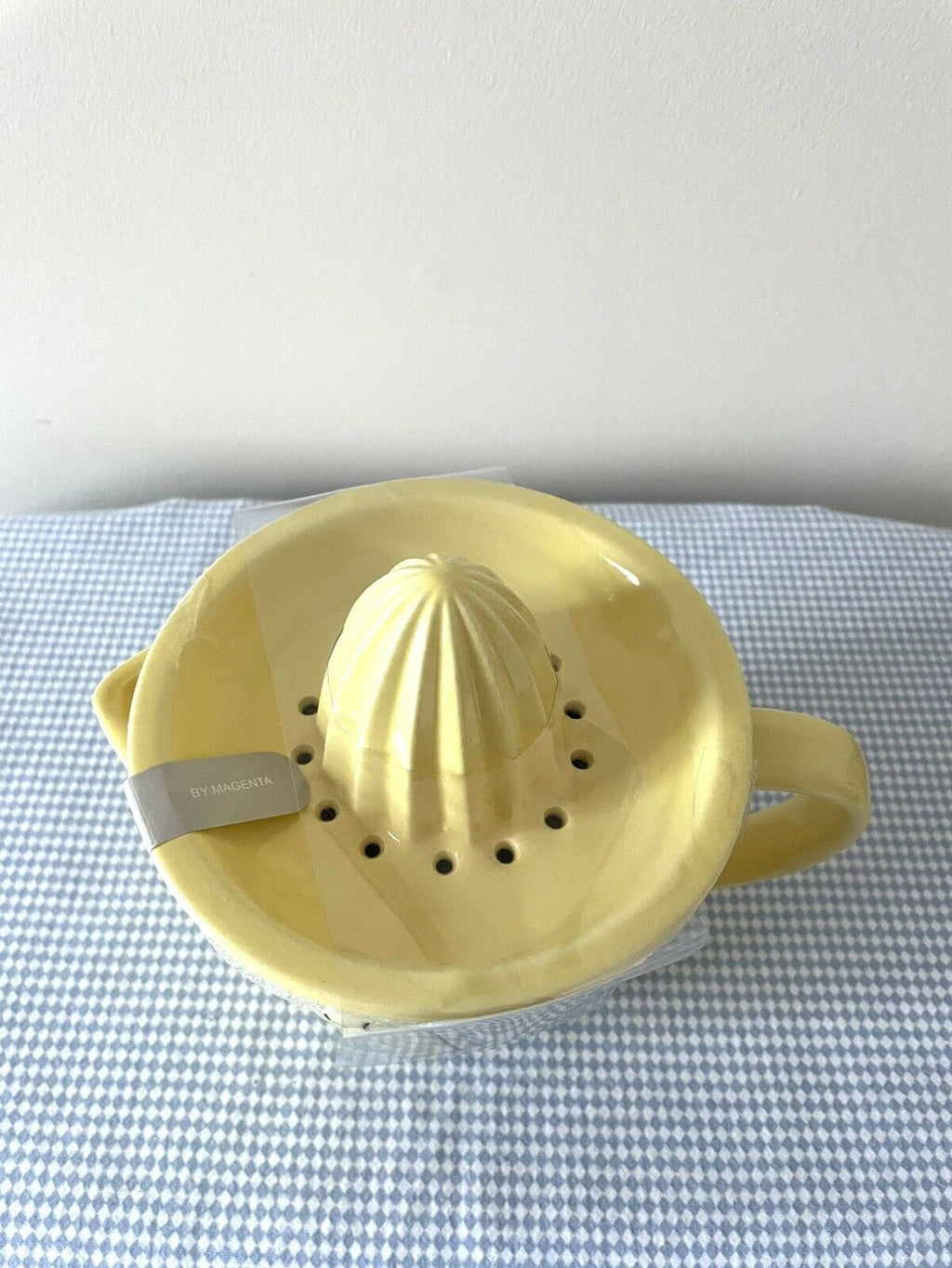 Ceramic Set Piece Black Kitchen Dunn with 2 LEMON Juicer Letters LL Yellow Rae