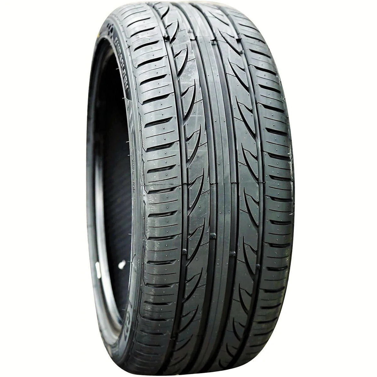 255/40ZR19 GT, Ford LG27 EcoBoost Ford Mustang Premium 2014 High Performance 255/40R19 2015 A/S 100W Fits: Landgolden XL Tire Mustang