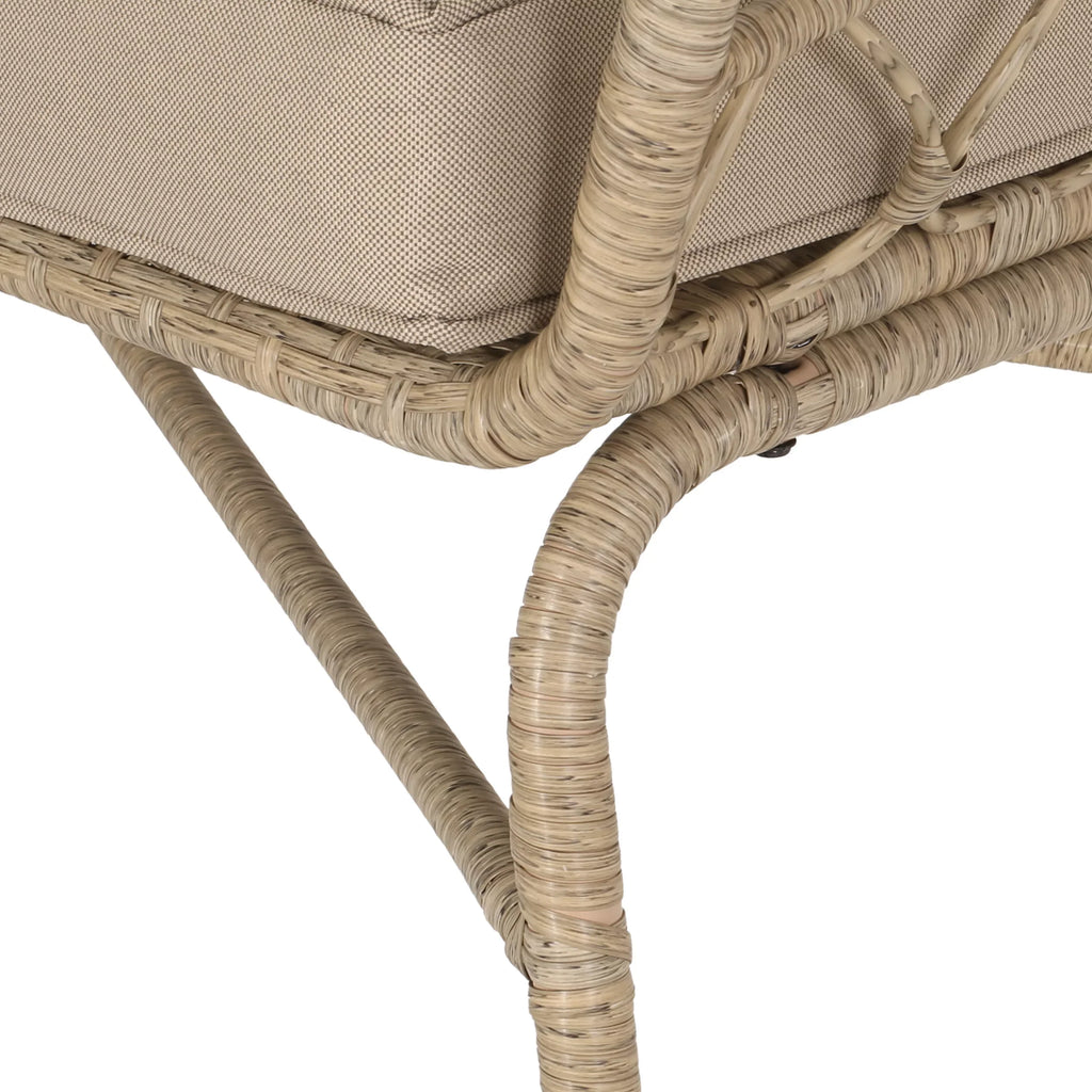 Montserrat Brown Light Seater Cushions, Set Beige Outdoor Wicker and Chat with 4