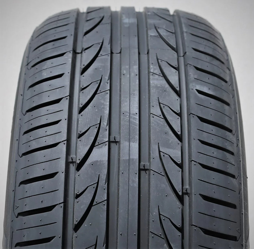 255/40ZR19 GT, Ford LG27 EcoBoost Ford Mustang Premium 2014 High Performance 255/40R19 2015 A/S 100W Fits: Landgolden XL Tire Mustang
